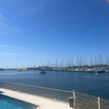 Apartment - Bellevue Agreable Toutes Saison 4 Couchages - Climatisation - Parking Prive - Piscine Sur - Vue Magnifique Et Rare - Situation Optimum - Les Argonautes - Ile Des Pecheurs - Cap D'agde *