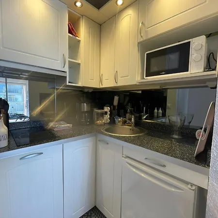 - Bellevue Agreable Toutes Saison 4 Couchages - Climatisation - Parking Prive - Piscine Sur - Vue Magnifique Et Rare - Situation Optimum - Les Argonautes - Ile Des Pecheurs - Cap D'agde Apartment Agde